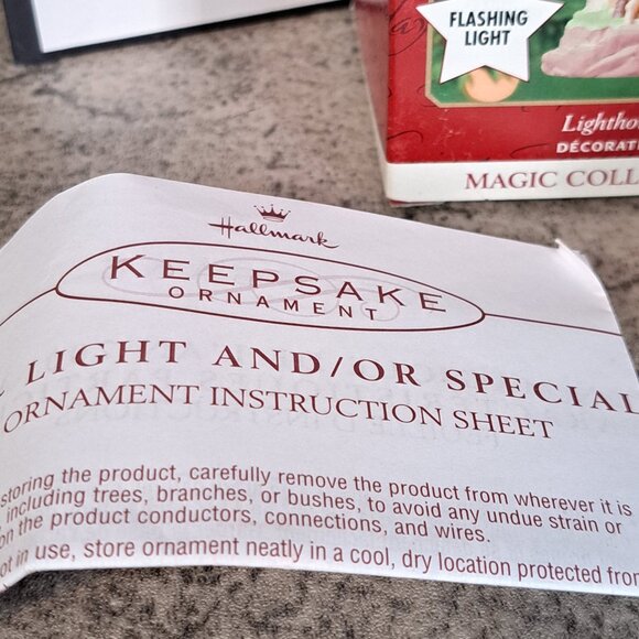 Hallmark  Magic Ornament 5th in Lighthouse Greetings Magic Light Series 2001 - Picture 3 of 15